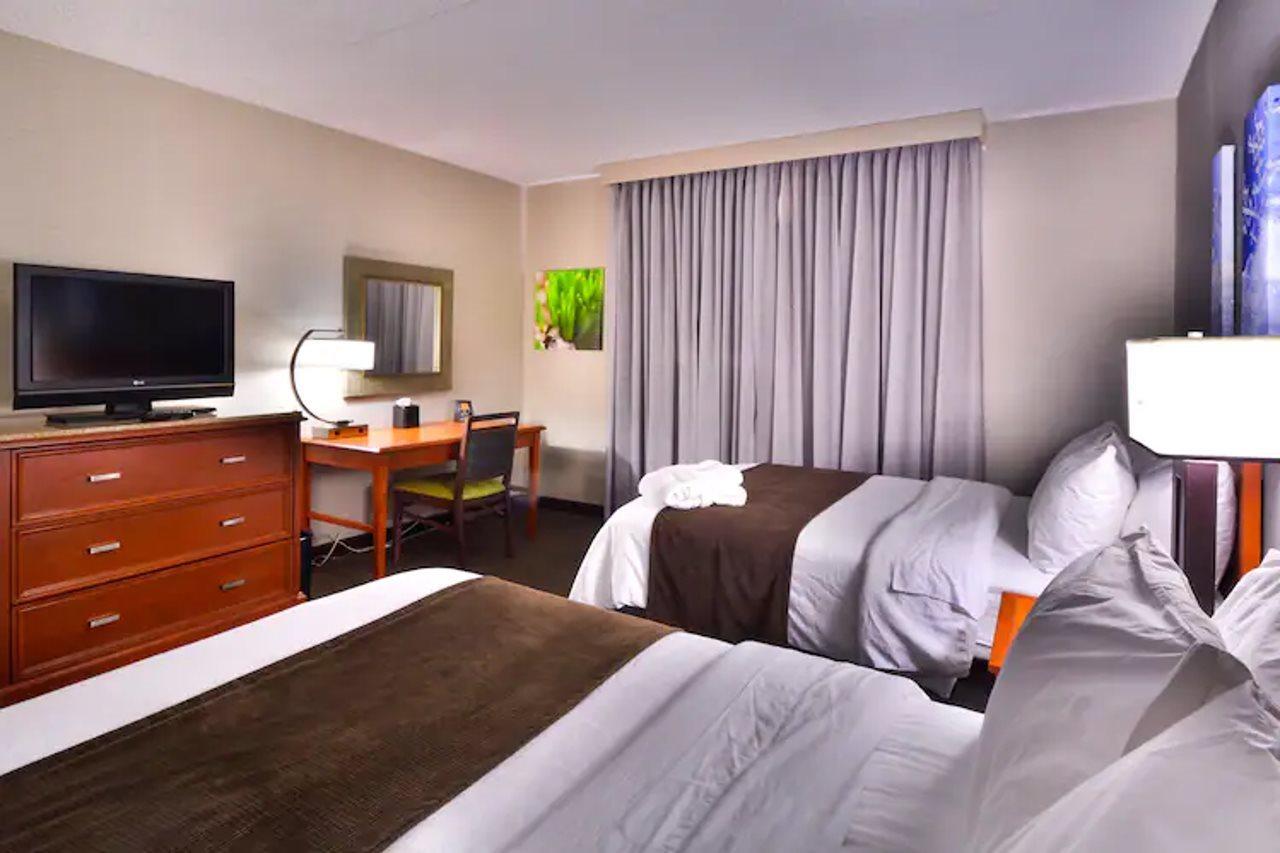 Embassy Suites By Hilton Denver Central Park Exteriör bild