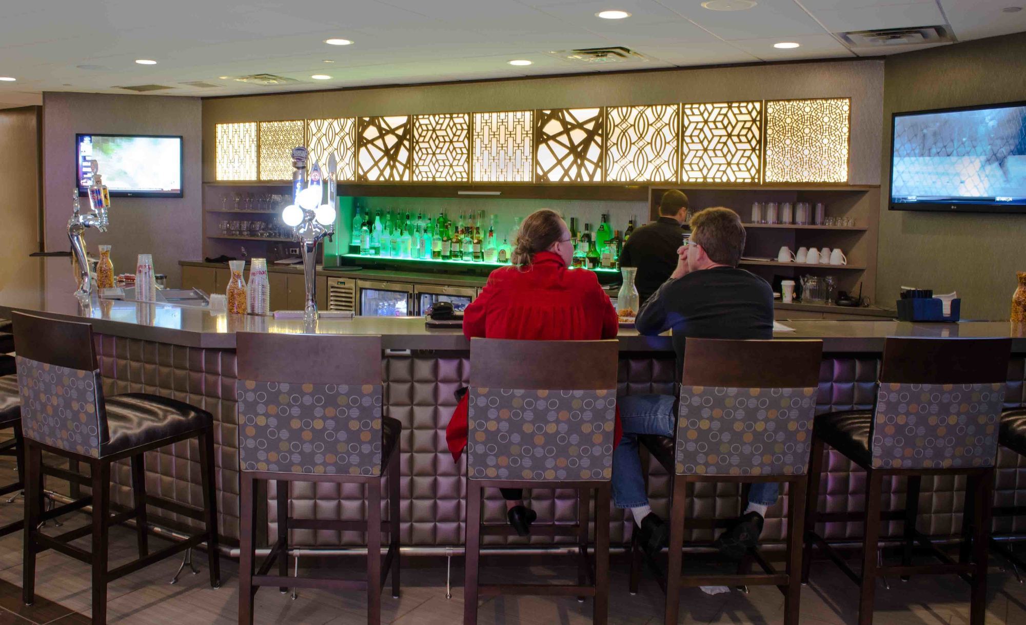 Embassy Suites By Hilton Denver Central Park Restaurang bild
